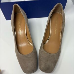 Stuart Weitzman “Marymid”